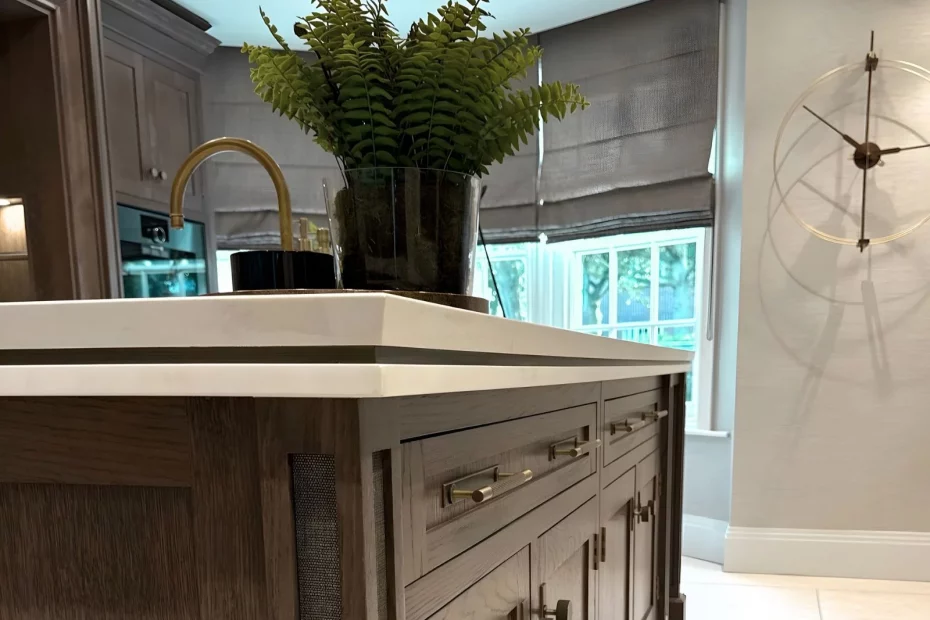 Quartz Worktop with Brass Inlay